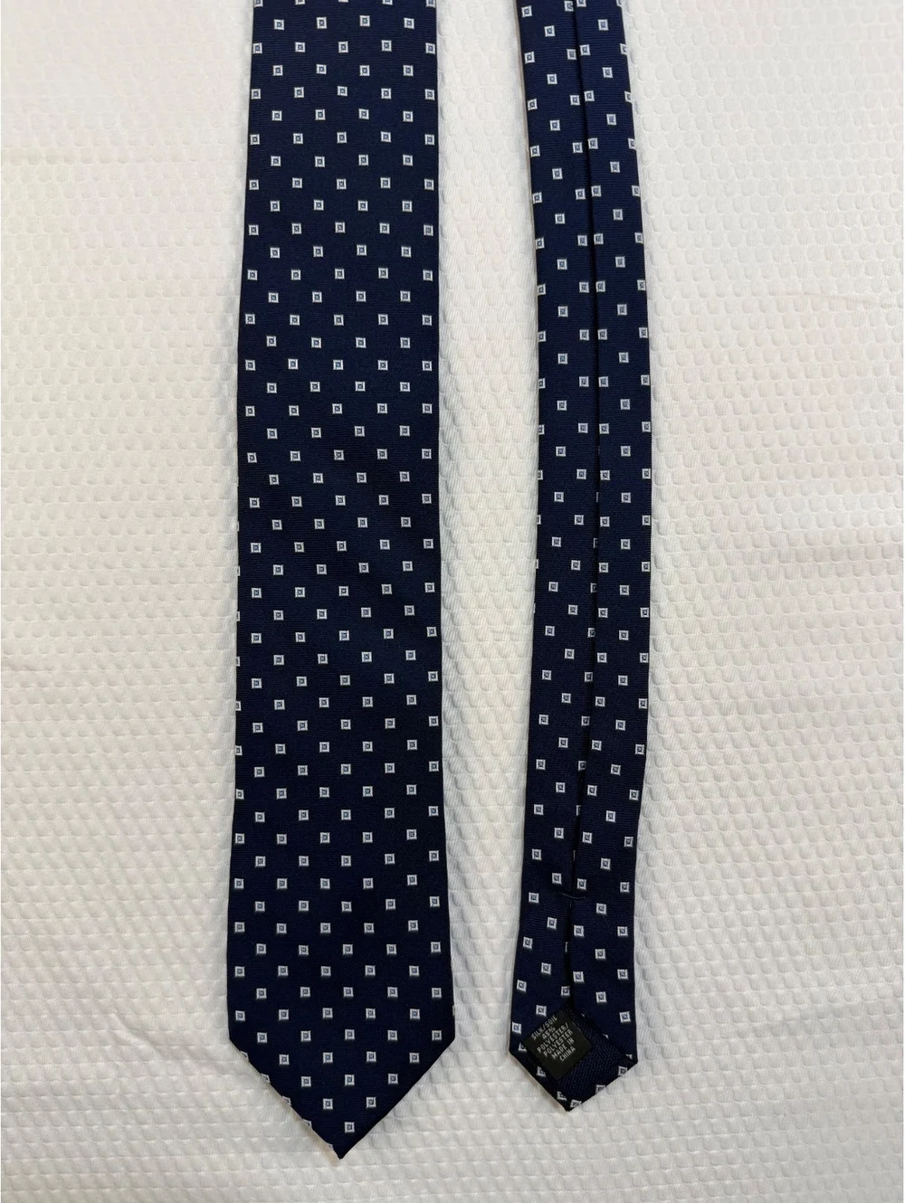 Lauren Ralph Lauren Men’s Navy Blue Geometric Silk Blend Necktie
